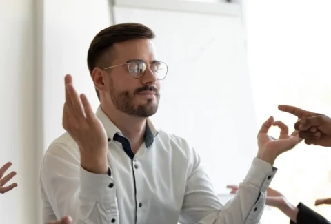 control-anger-and-be-responsive-by aloktaunk-mindfulness-coach